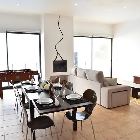 Villa Charming In With Private Pool