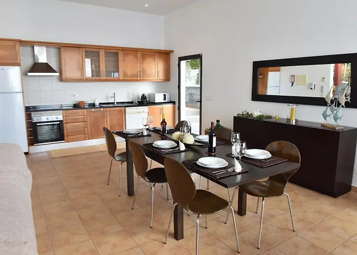 Charming In With Private Pool * Fajã da Ovelha